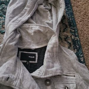 Lightweight jacket/Removable hood